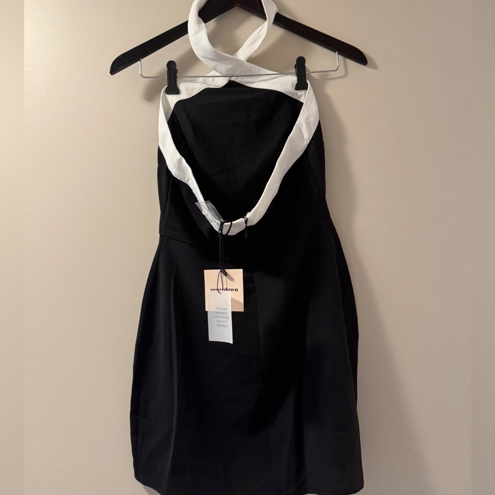 Superdown Brielle Cross Front Dress in Black & White - Picture 3 of 4